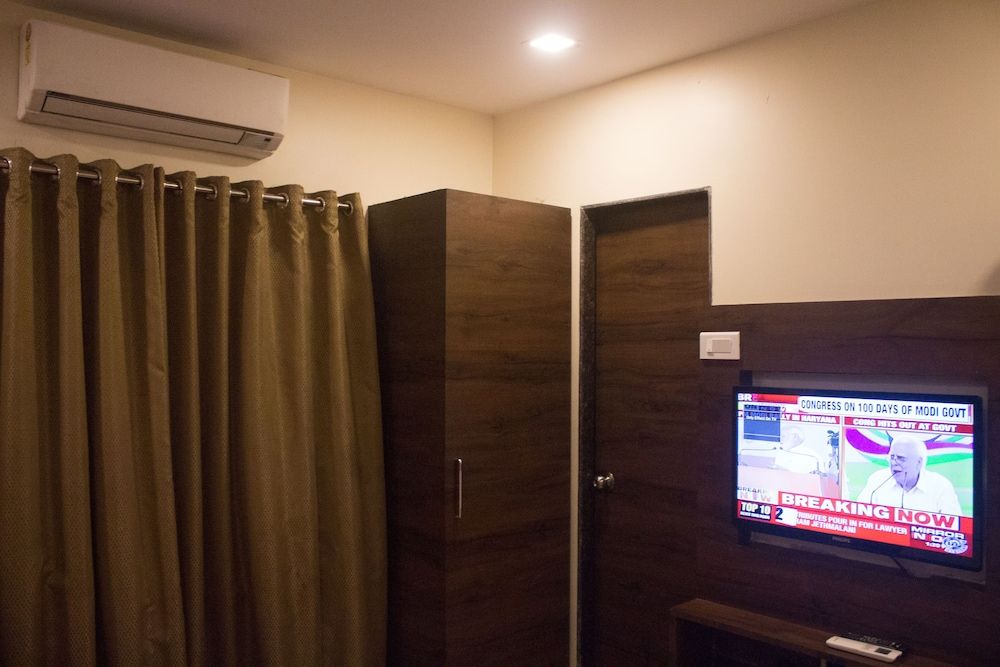 Hotel Highland Residency Executive Room 17