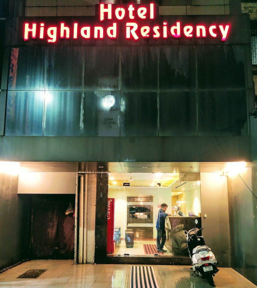 undefined Hotel Highland Residency 8