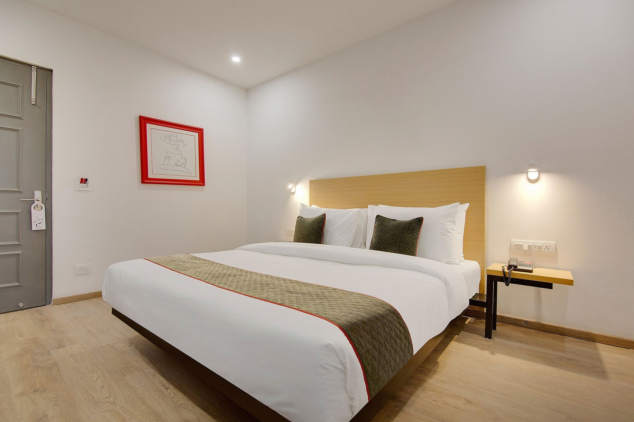 Townhouse Sector 49 Near Logix city centre Classic Room 23