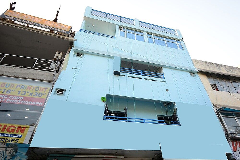 undefined OYO 17133 Hotel Anmol 3