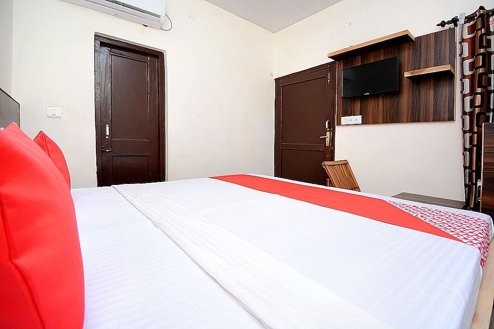 OYO 17133 Hotel Anmol Double or Twin Room 15