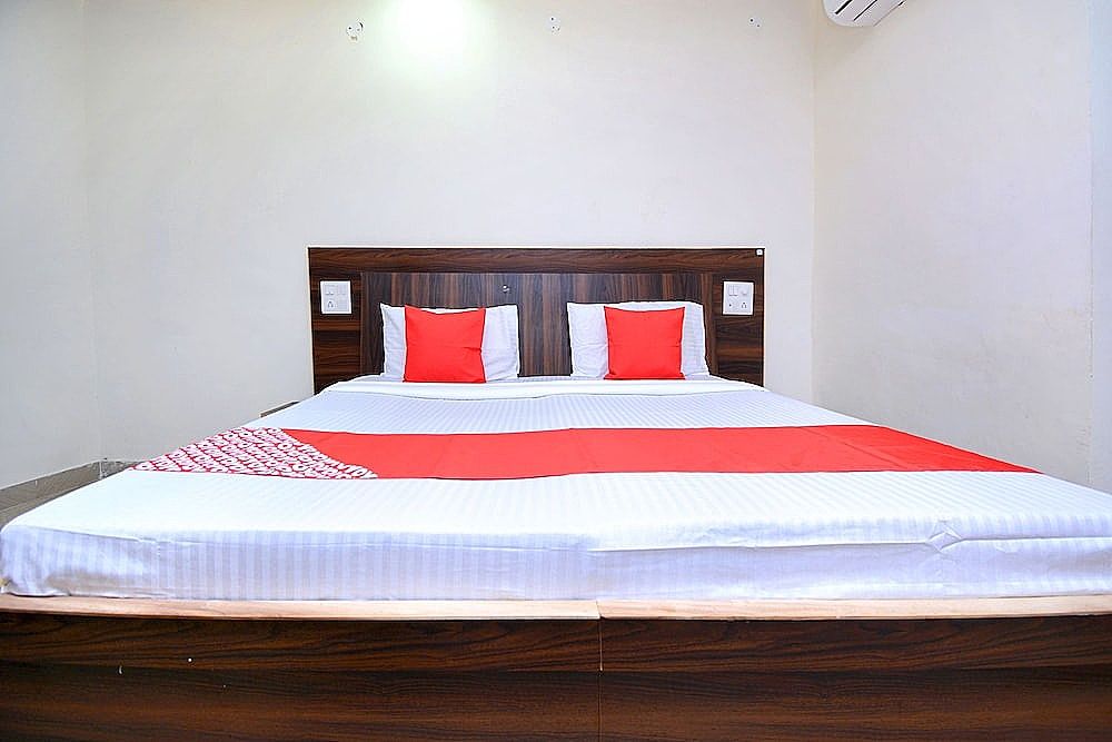 OYO 17133 Hotel Anmol Double or Twin Room 7