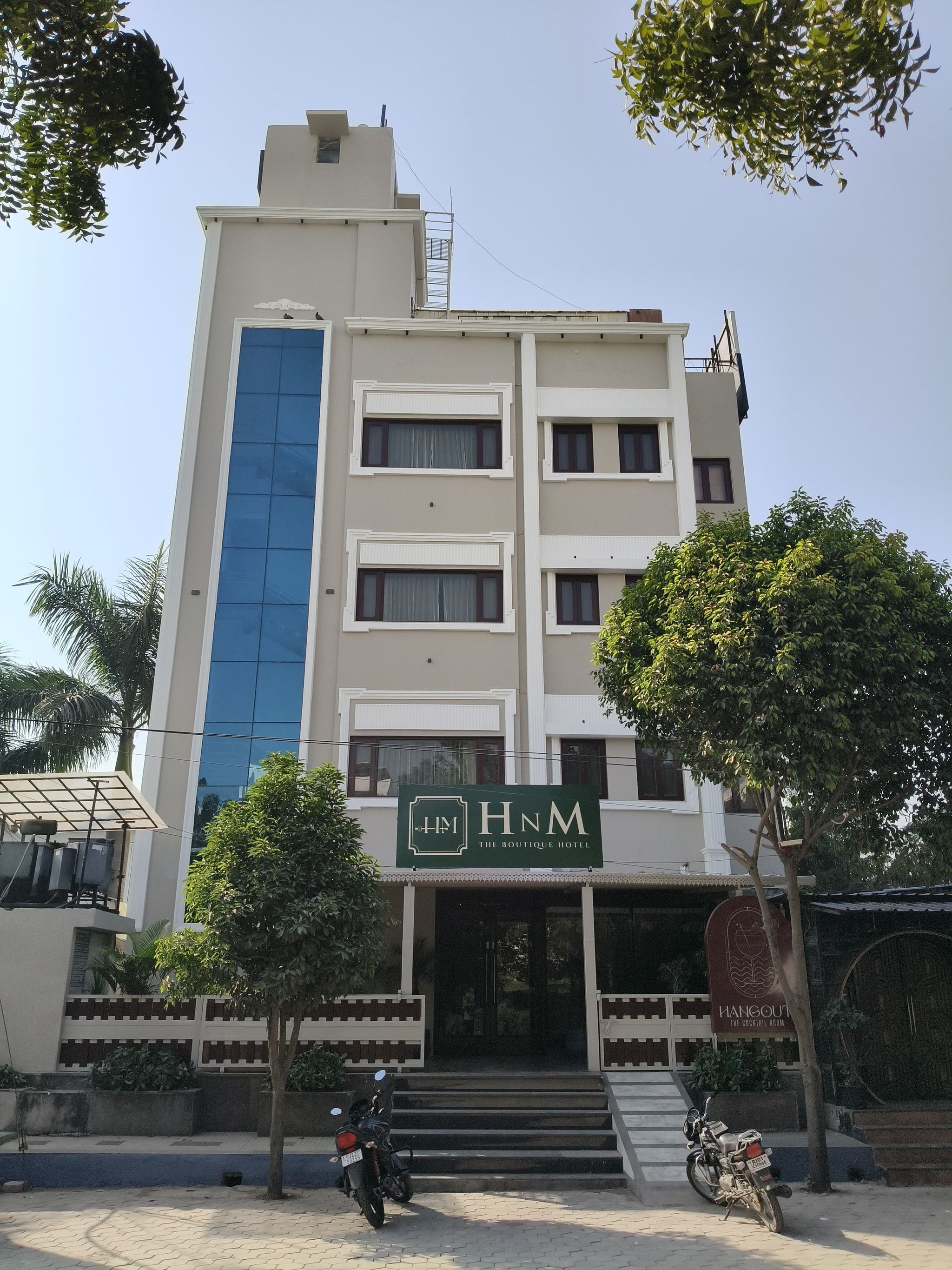 undefined HnM THE BOUTIQUE HOTEL