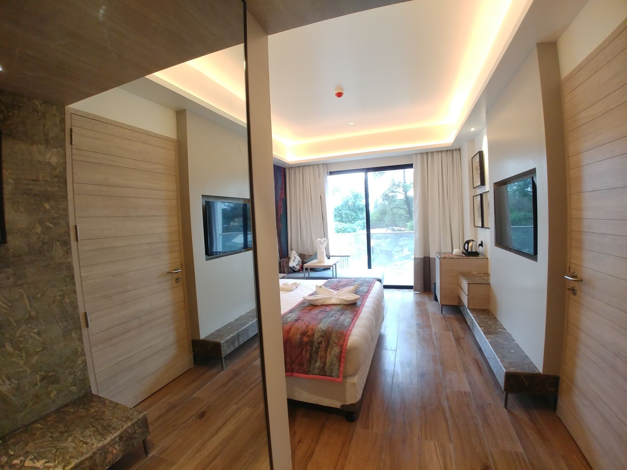 undefined Regenta SGS Greenotel 10
