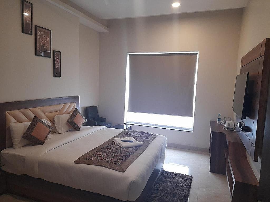 Hotel Radiance Courtyard Standard Room 2