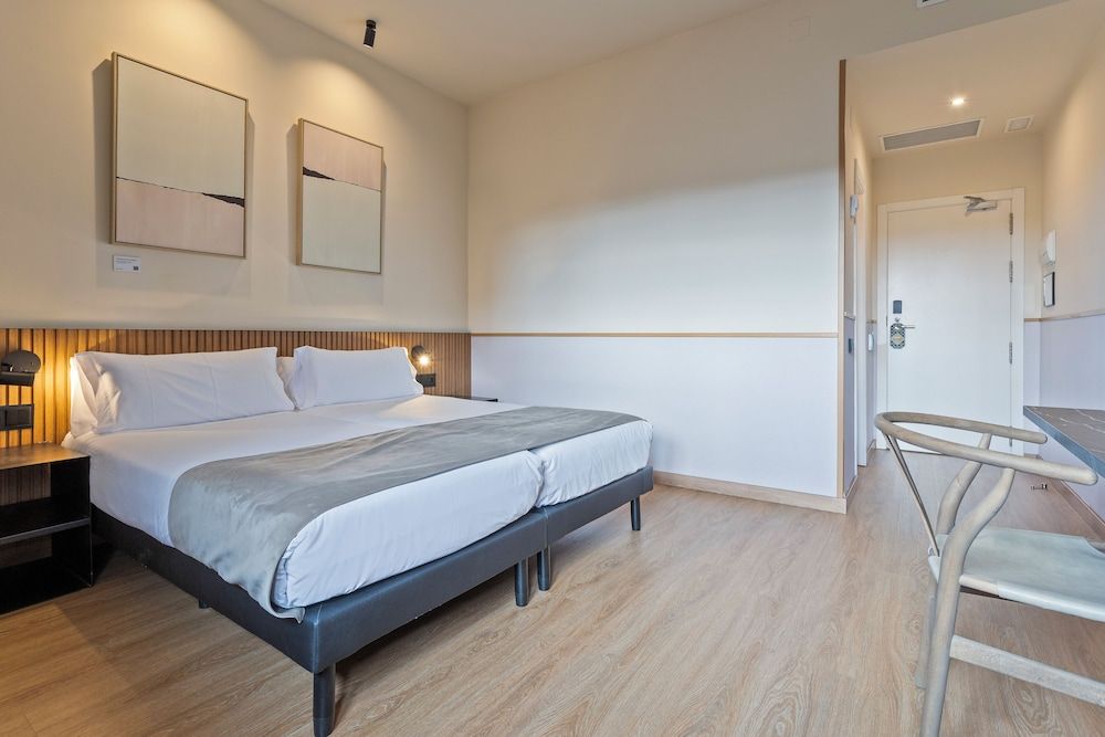 Acta Madfor Standard Double Room 5