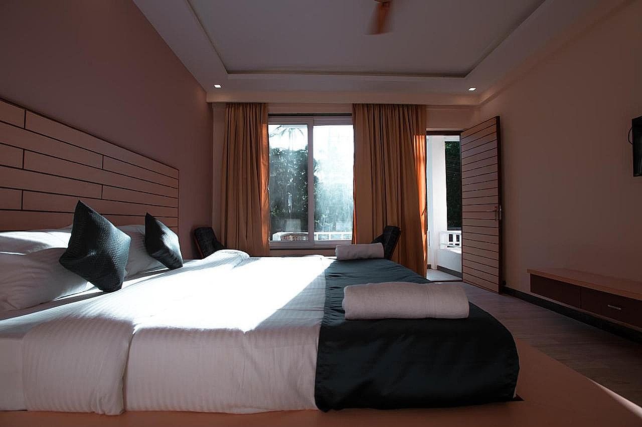 Golden Sands Resort Morjim Deluxe Room with Garden View