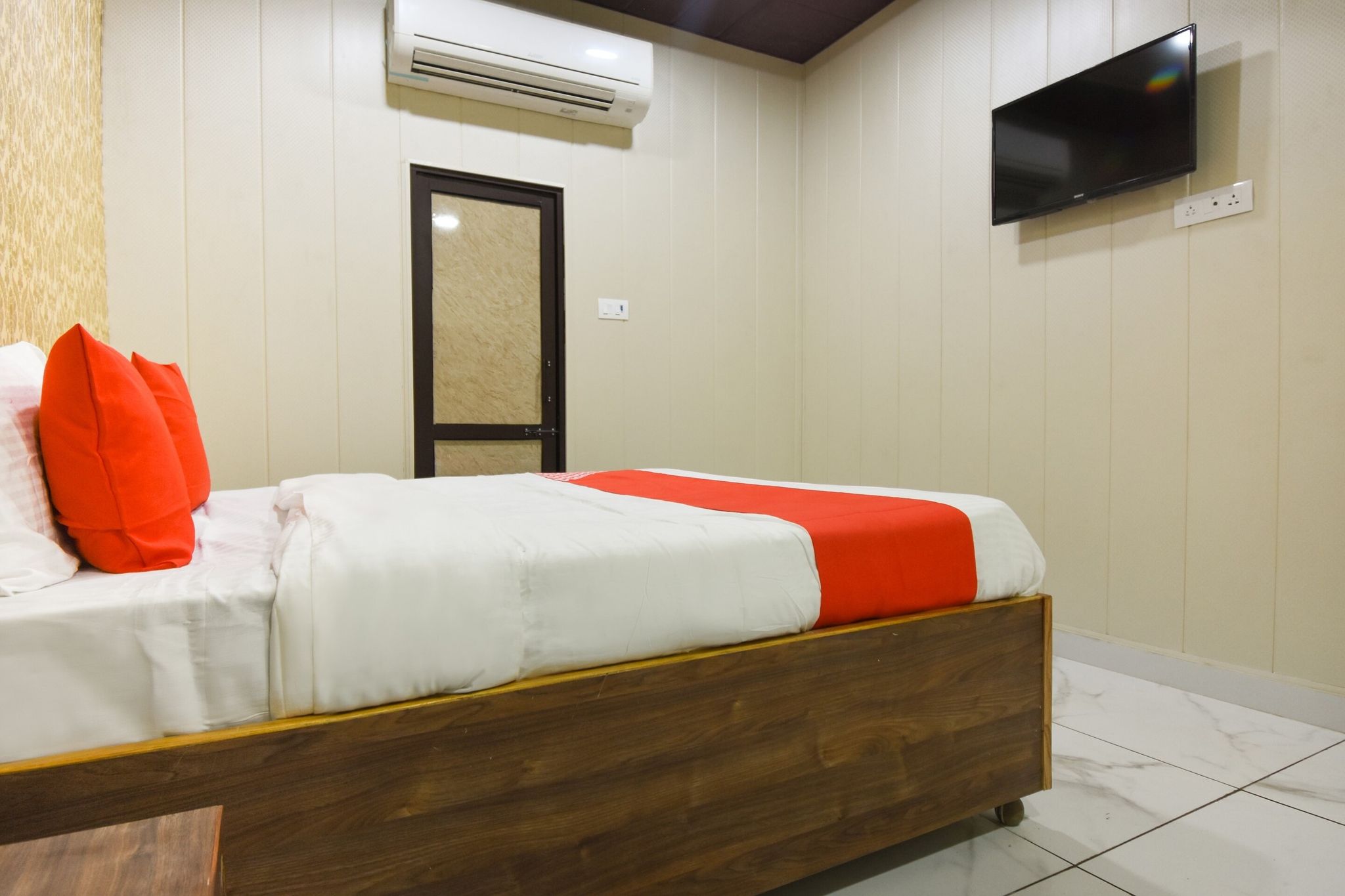 OYO Flagship 62786 Hotel New Delhi Classic 24