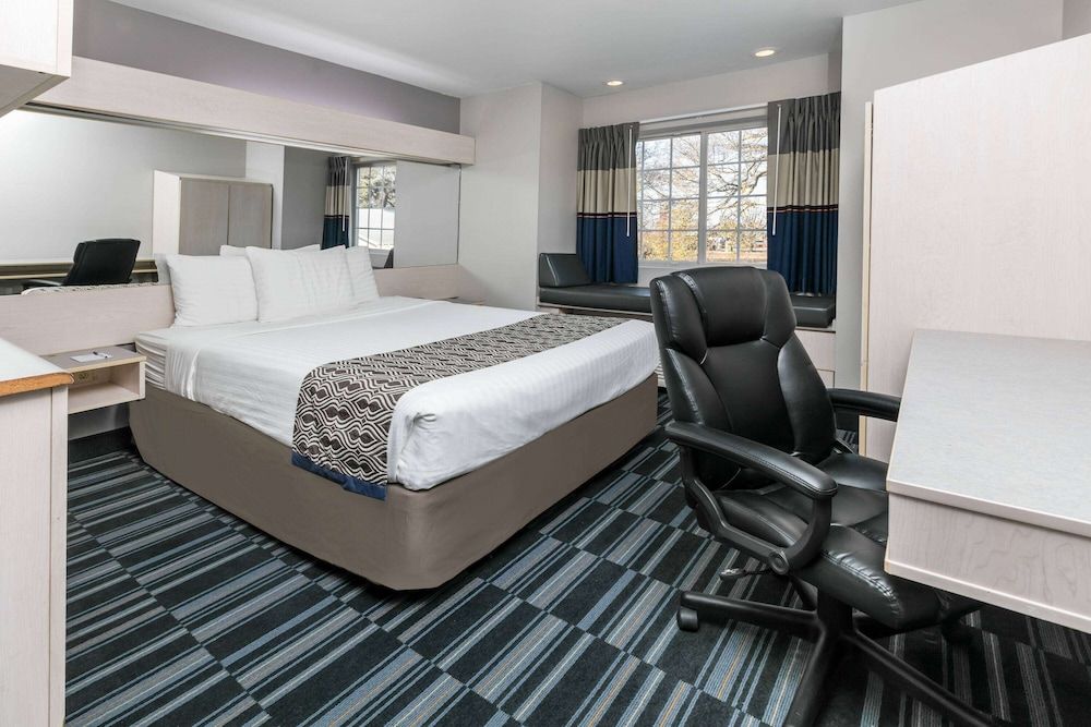 Studio Suite, 1 Queen Bed, Non Smoking