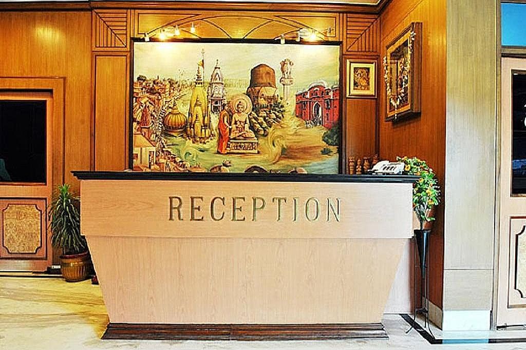 undefined ADB Rooms Hotel Surabhi International 3