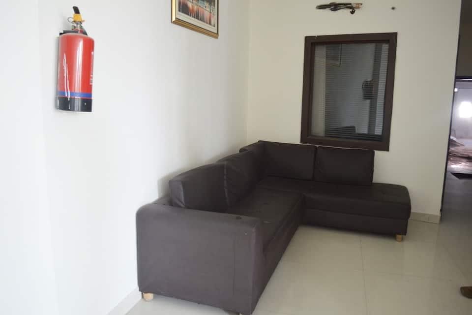 undefined Hotel Ahluwalia Regency 5