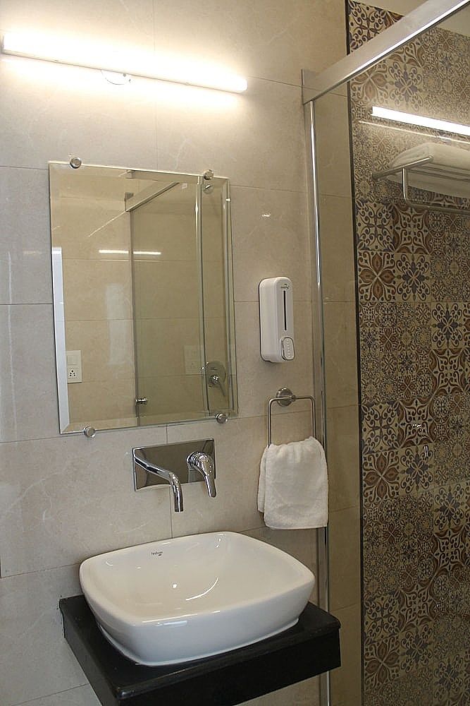 The Indigo Stay Deluxe Room 9