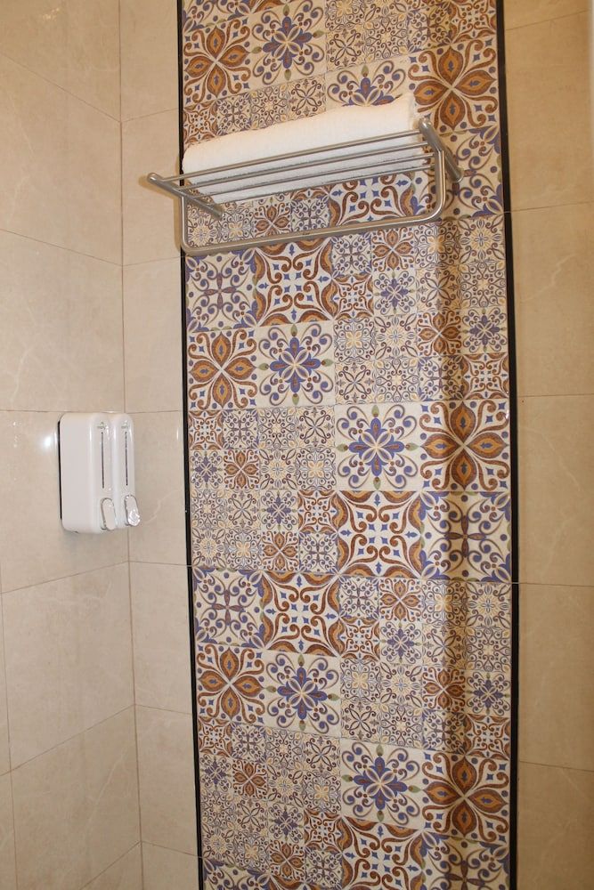 The Indigo Stay Deluxe Room 12