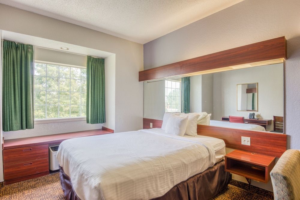 Premium Room, 1 Queen Bed