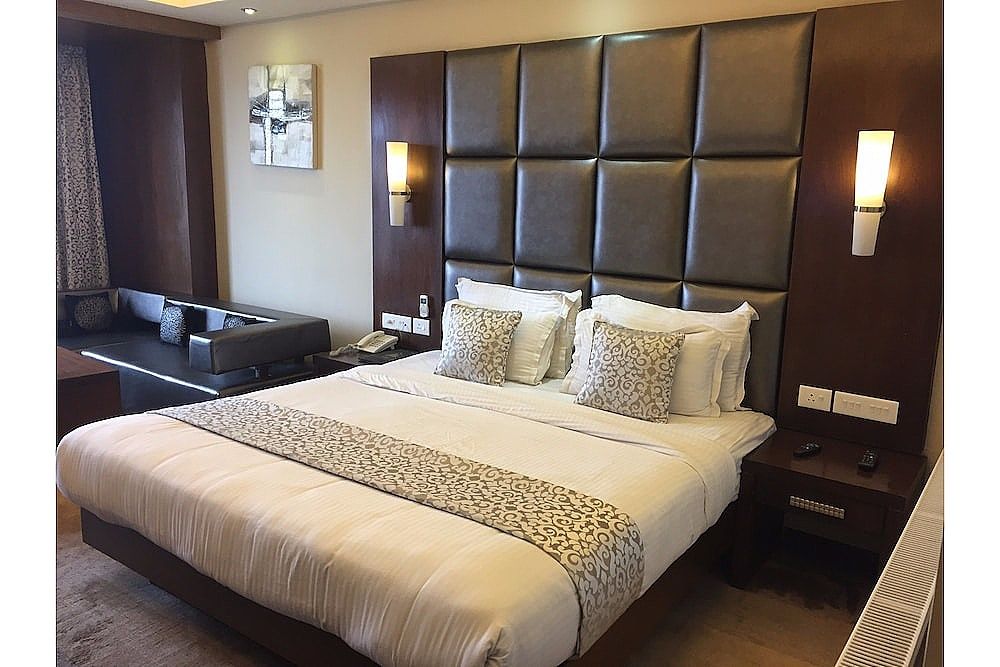 undefined Capital O 9508 Hotel Pine Spring