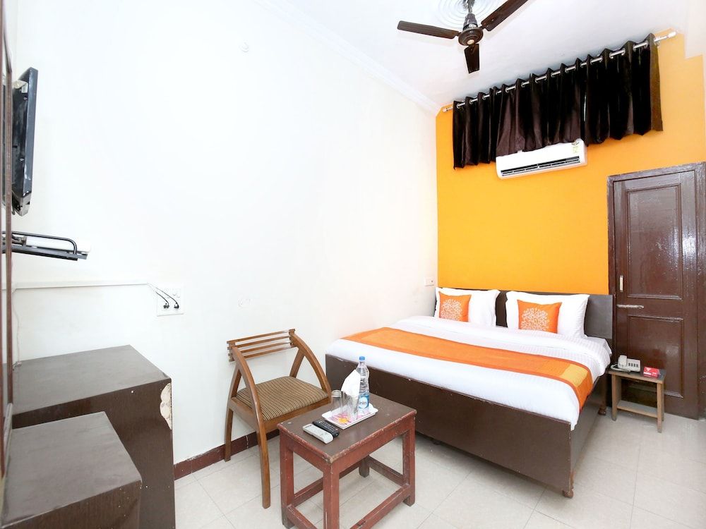 undefined OYO 11073 Amar Guest House 7