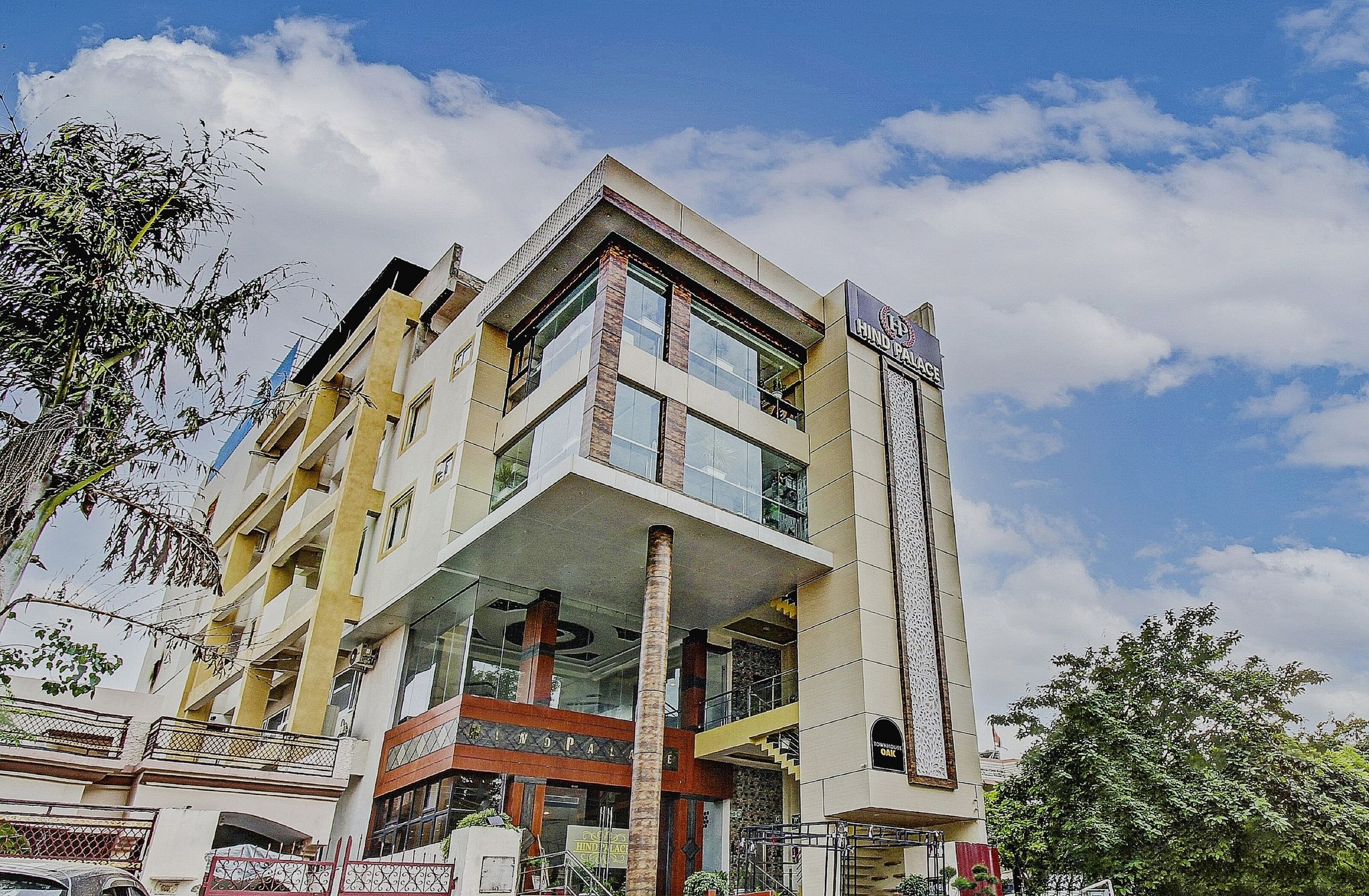 undefined Super Townhouse OAK Hind Palace Near Gomti Riverfront Park 6