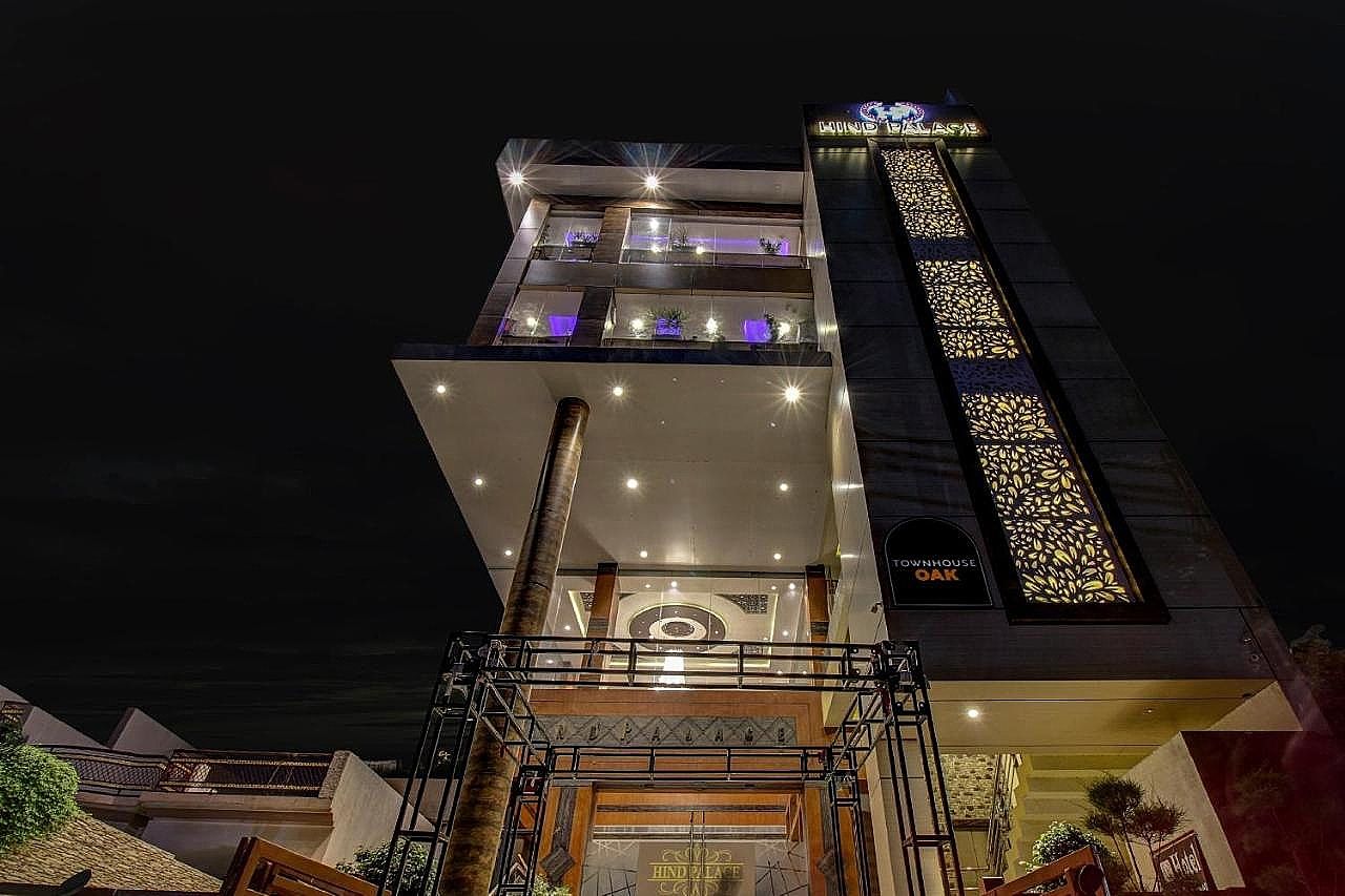 undefined Super Townhouse OAK Hind Palace Near Gomti Riverfront Park 9