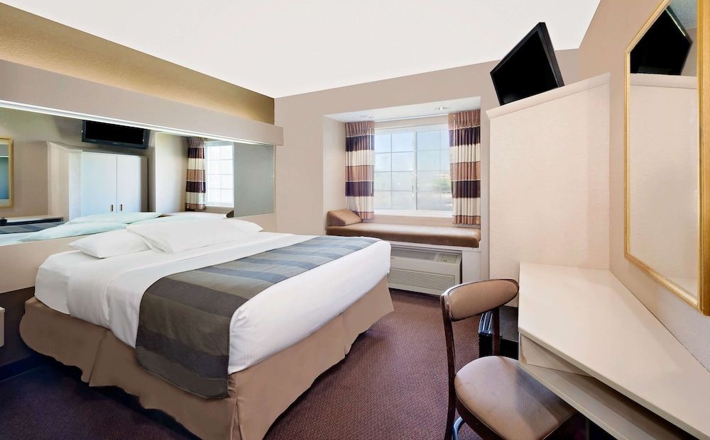 Room, 1 Queen Bed, Accessible, Non Smoking