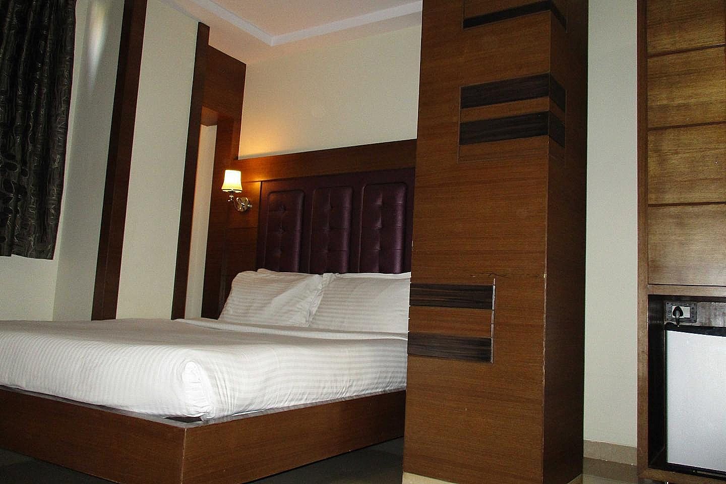 Hotel Sapna Budget Room 5