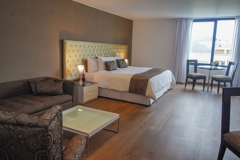 undefined NM Lima Hotel 7