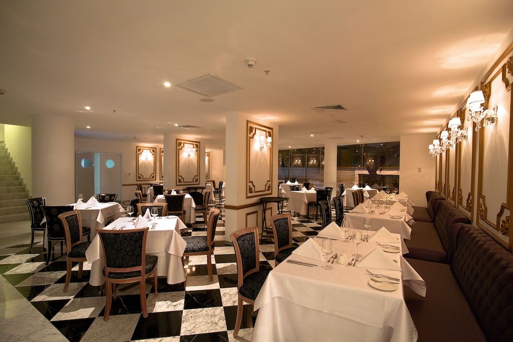 undefined NM Lima Hotel 8