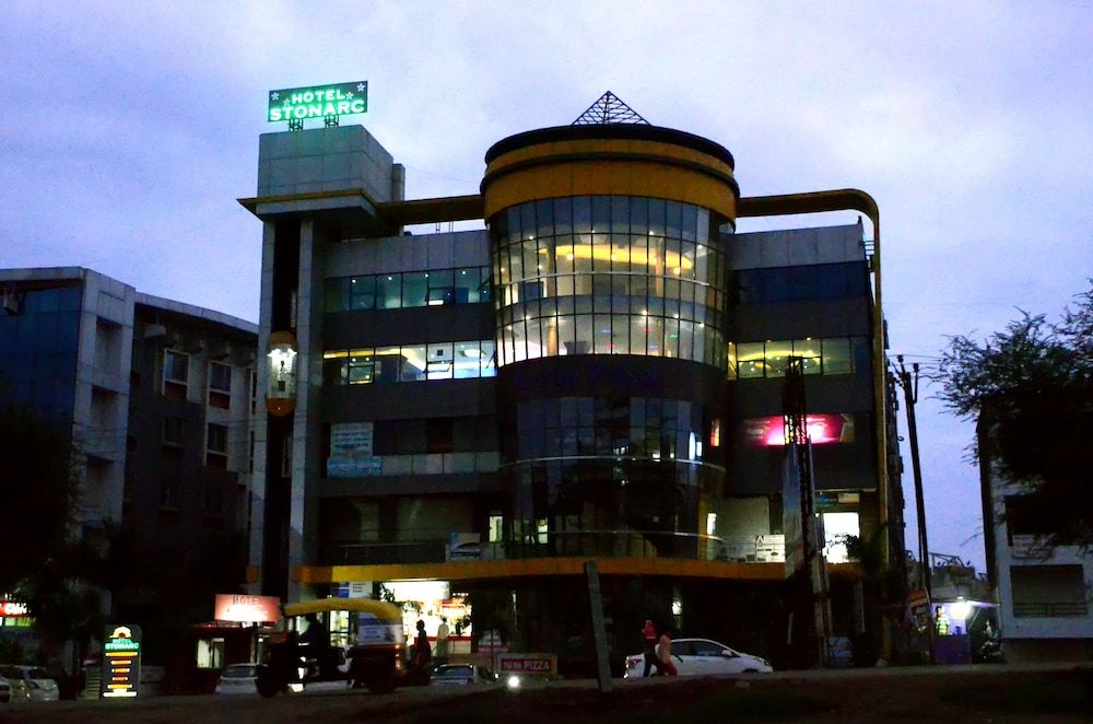 Front of property - evening/night