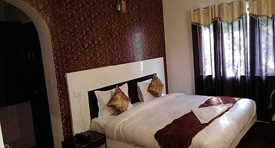 Hotel Sparsh Ganga