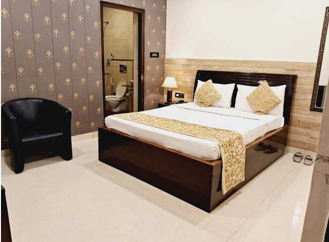 Anand Bhawan Standard Room 16