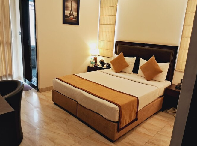 Anand Bhawan Deluxe 6