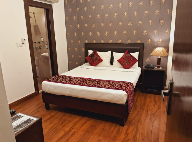 Anand Bhawan Standard Room 10
