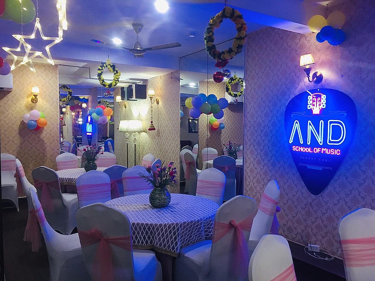 Food & Dining