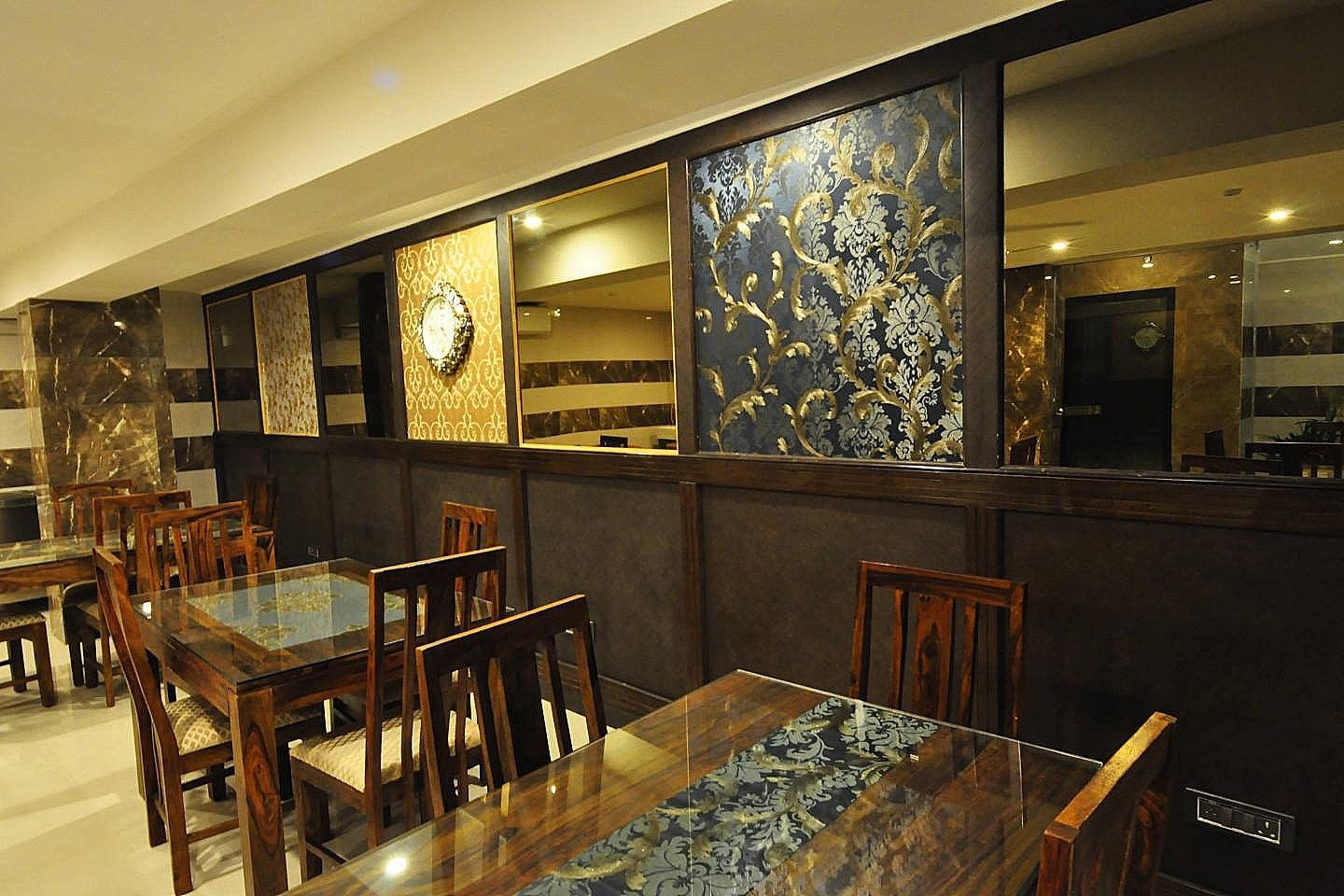 Food & Dining