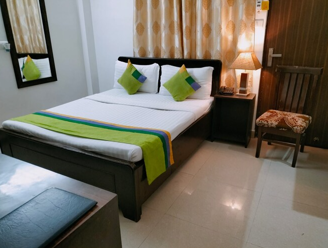 Anand Bhawan Standard Room 4