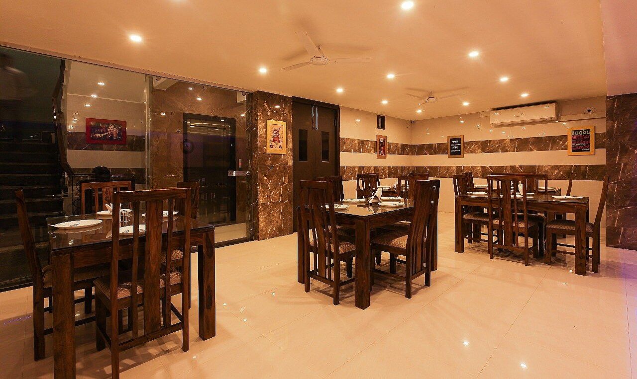 Food & Dining