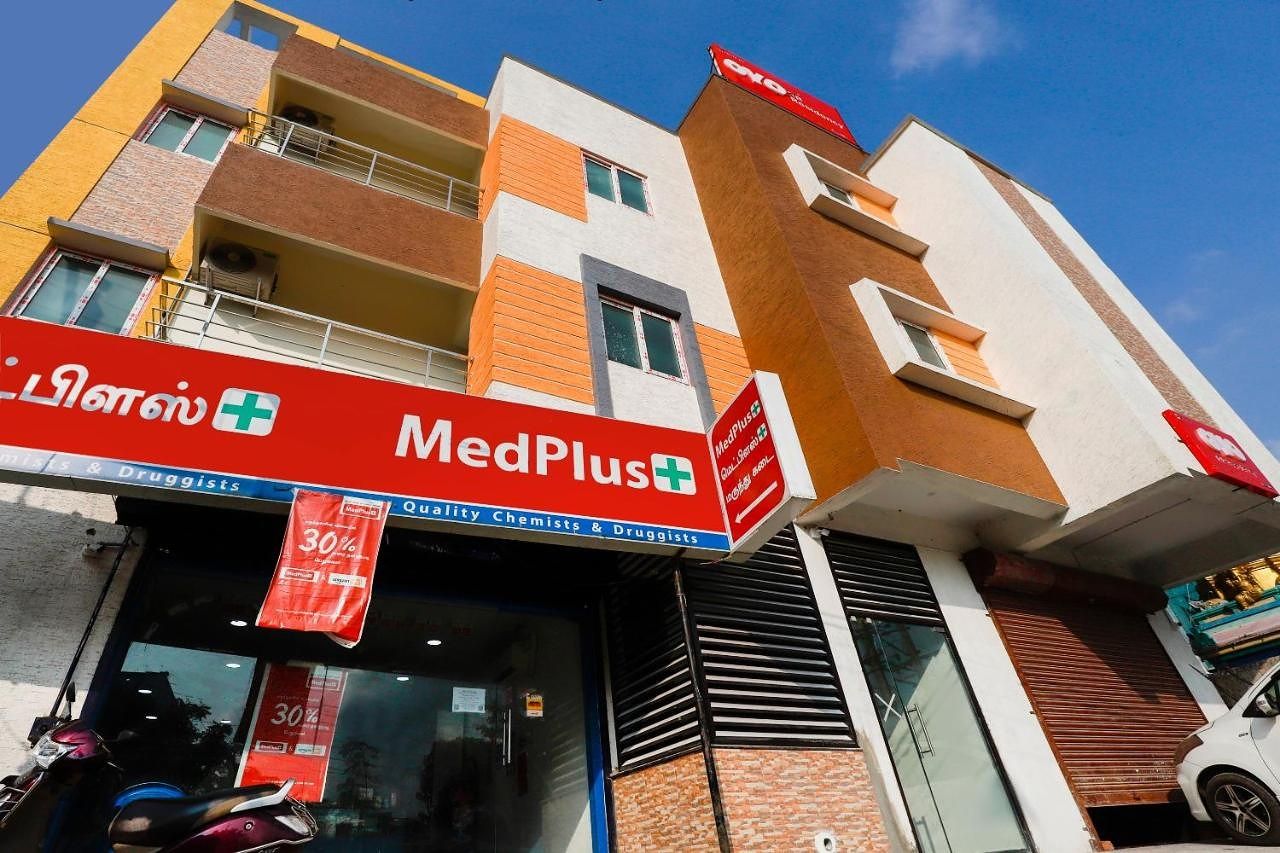 OYO 67036 RR Residency