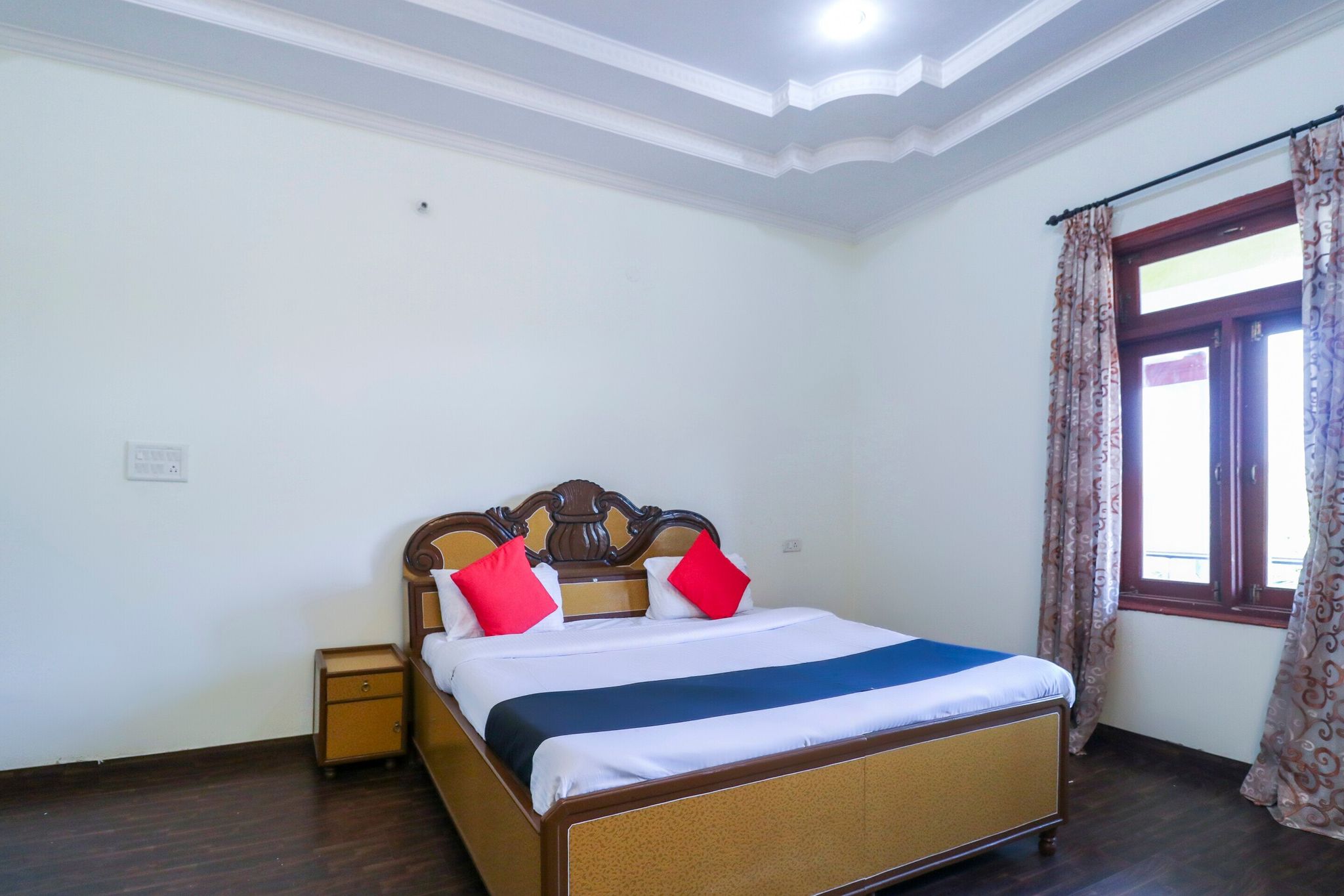 Capital O Saloh Palace Classic Room 3