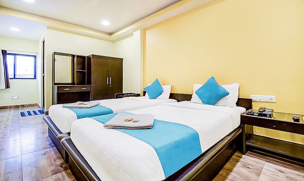 Hotel Rajdeep Inn Deluxe Room 2