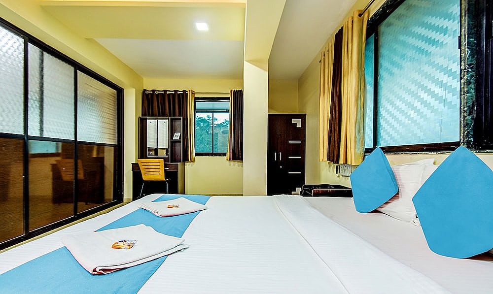 Hotel Rajdeep Inn Deluxe Room 3