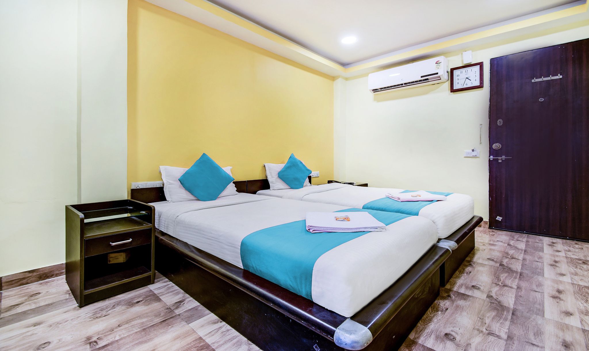 Hotel Rajdeep Inn Deluxe Suite