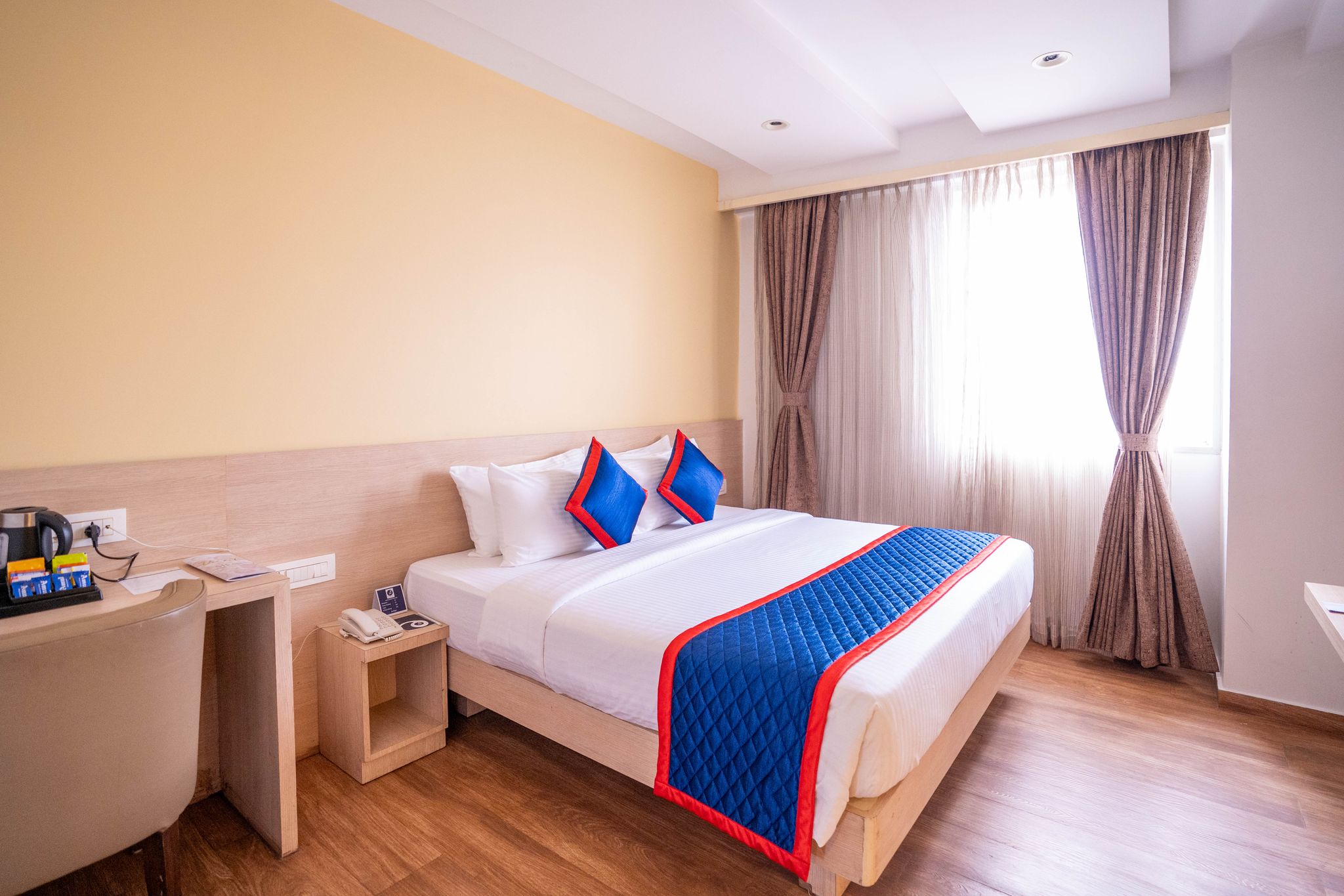 Superior Queen AC Room - City View