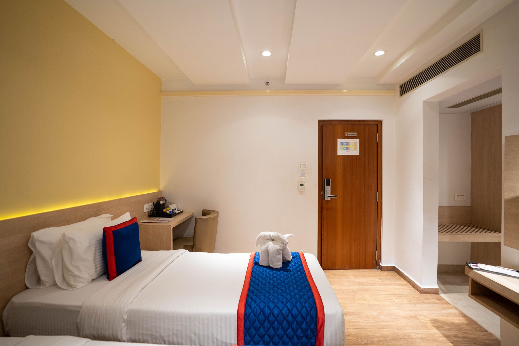 Zip By Spree Hotels Samudra Superior Twin AC Room - City View 4