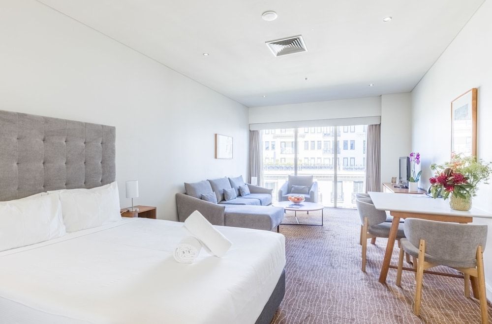 Seasons Botanic Gardens Studio Apartment