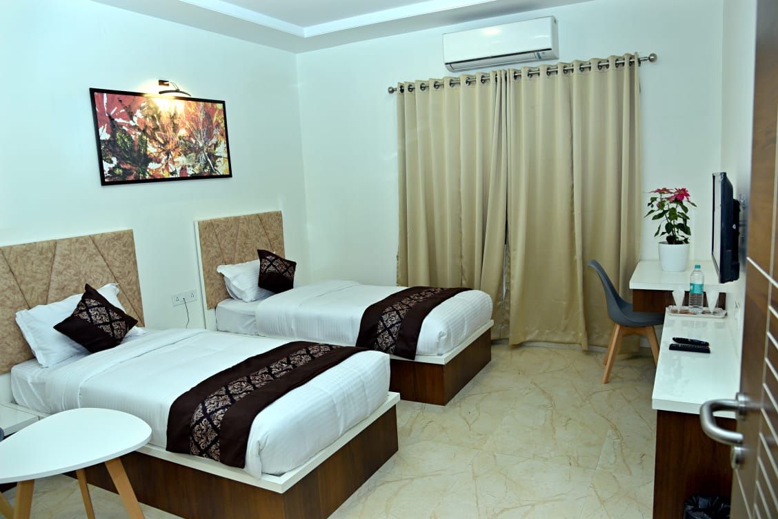 Executive King Bed AC Room