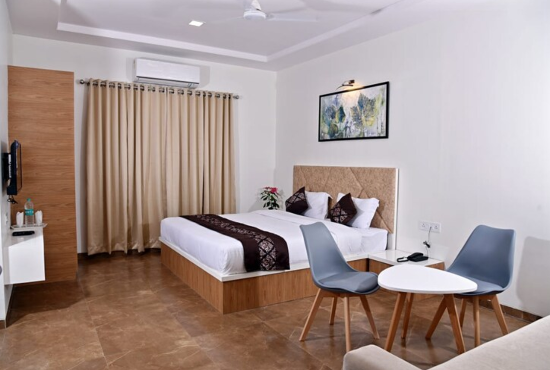Premium Master Room