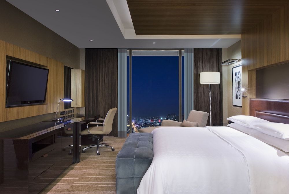 undefined Sheraton Grand Bangalore Hotel at Brigade Gateway 5