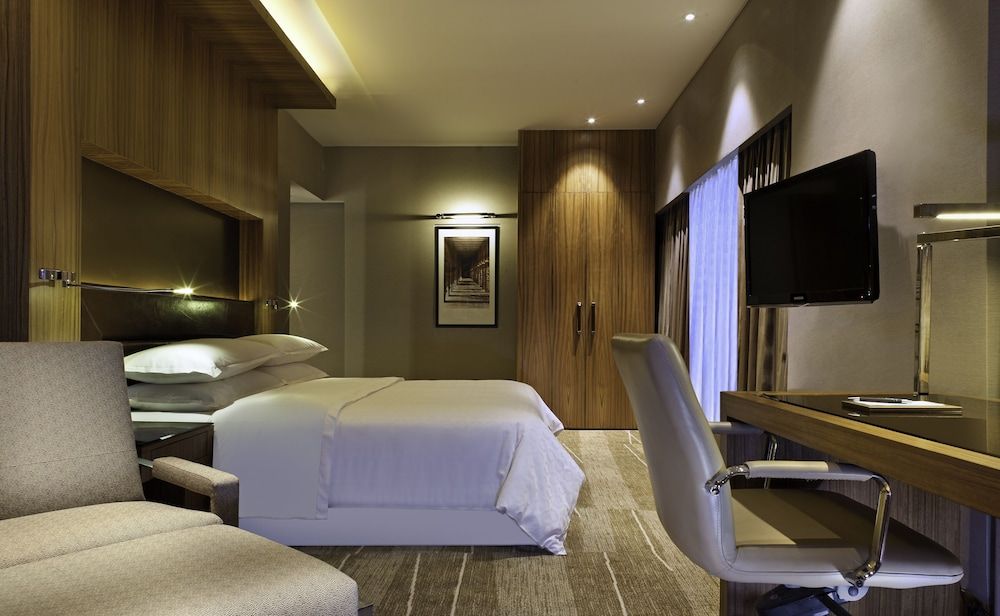 undefined Sheraton Grand Bangalore Hotel at Brigade Gateway 4