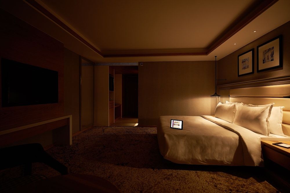 The Residency Towers Executive Double Room, 1 Double Bed 5