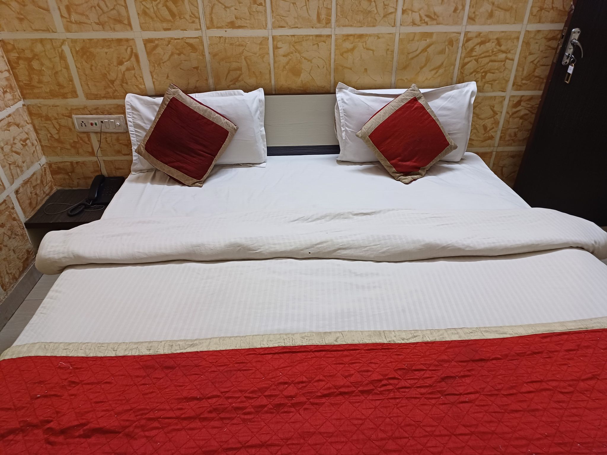 Hotel Shiv Angan