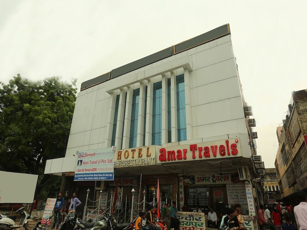 undefined OYO Hotel Sai President 5